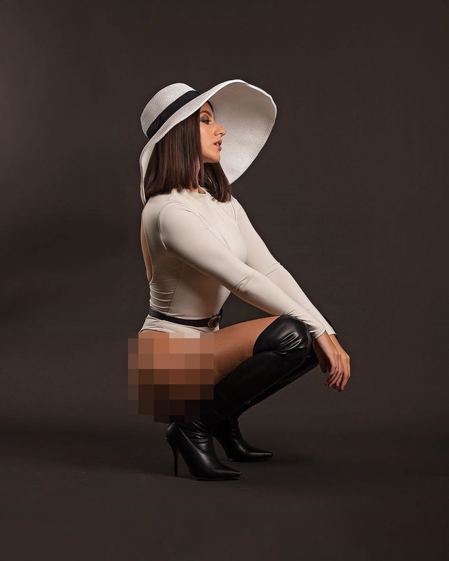 Konten seksinya tidak hanya dibeli oleh pria, namun banyak juga wanita yang membayar foto dan video Teagan di Only Fans. Foto: Instagram