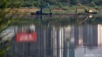 Antisipasi Banjir, Waduk Ria-rio Kembali Dikeruk