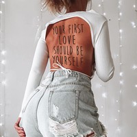 Memiliki 815 ribu pengikut di Instagram @danaemercer, Danae kerap berbagi pesan positif agar perempuan bangga dengan tubuhnya. (Foto: Instagram/@danaemercer)