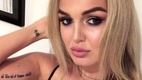 Selain itu Emma juga kerap tampil sebagai model. Dok. Instagram/emmakrokdal