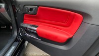 Ini mobil impian saya sejak lama. Saat mengerjakan interior mobil ini, saya tidak bisa tidur. Akhirnya saya berani tawar mobil ini seharga Rp4,25 miliar, ucap Hardi. Foto: Hardy Classic