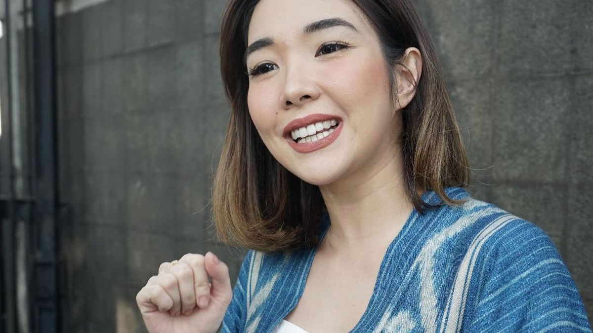 Dana Borisova pornosini tomosha qiling