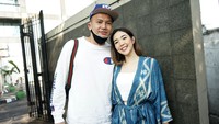 Semoga langgeng terus ya Wijin dan Gisel! Pool/Palevi S/detikFoto.