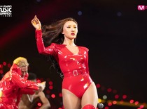 Pertama Kalinya Hwasa Bicara Soal Aksi Panggung Usai Disebut Vulgar