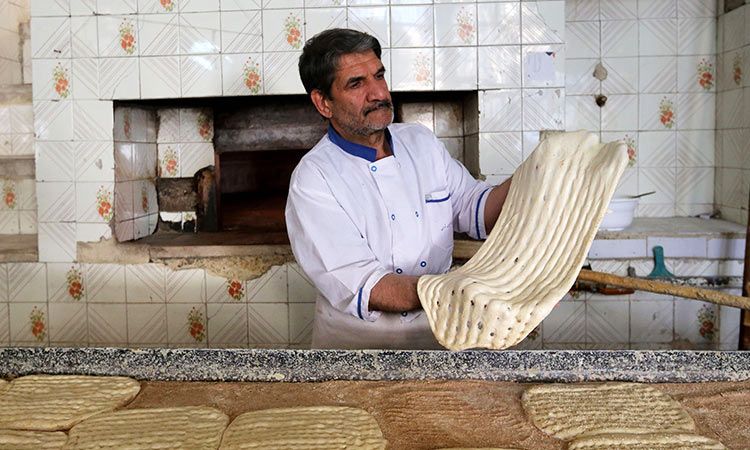 Pembuat Roti Berkah di Iran