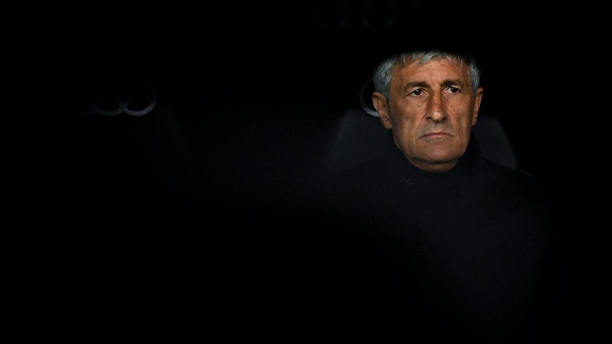 Quique Setien Menghitung Hari di Barcelona. (Foto: Getty Images/David Ramos)