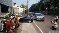 Wisuda dilakukan selama 2 hari yakni hari ini sebanyak 27 siswa dan Senin (29/6) kemarin sebanyak 33 siswa.
