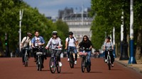 Dengan banyaknya pengguna sepeda baru yang ada di jalan, setidaknya ada beberapa aksesoris sepeda yang paling banyak diburu saat ini. Diantaranya sebagai berikut. Alex Davidson/Getty Images  