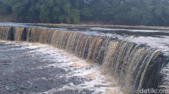 Sungai Bengawan Solo di Blora diduga tercemar