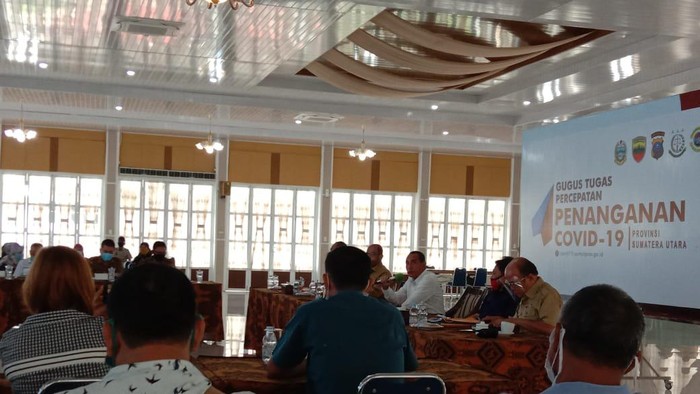 Temu ramah Gubsu Edy dengan wartawan di Medan (Ahmad Arfah-detikcom)