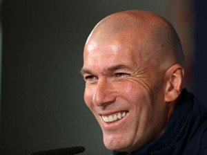 Senyuman Zinedine Zidane Usai Tinggalkan Real Madrid
