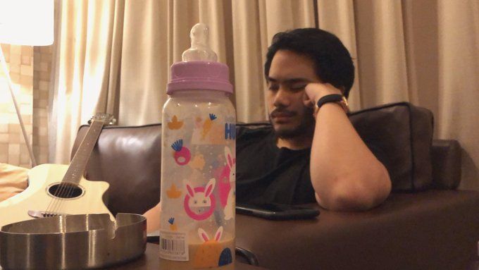 Minum Susu Pakai Botol Dot Jadi Kebiasaan Anya Geraldine 