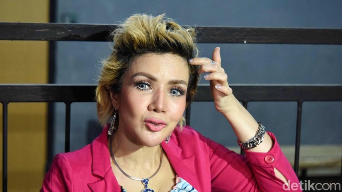 Barbie Kumalasari saat ditemui di kawasan Trans TV.