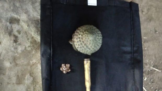 Benda-benda yang ditemukan pria di Imogiri Bantul saat menambang pasir di Sungai Opak