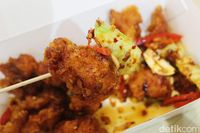 Fried Chicken Master: Kriuk Crispy Ayam Goreng Berbumbu Mangga Dan Mala