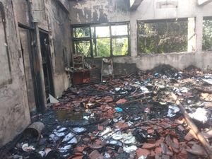 Dugaan Arus Pendek di SMA 100 Jaktim Bikin Hangus Ruang Wakepsek