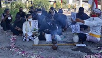 Marthen mengatakan masih kerap mendapatkan laporan kepolisian tiap beberapa bulan sekali. Namun tak pernah ada perkembangan yang dia peroleh.