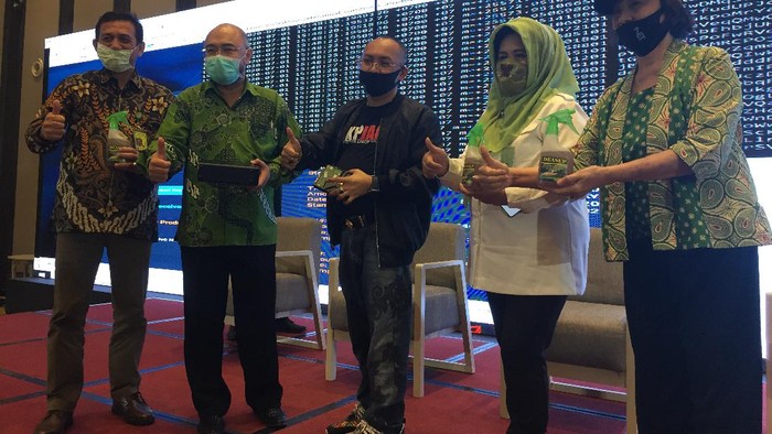 Kementerian Lingkungan Hidup dan Kehutanan (KLHK) ciptakan disinfektan organik.
