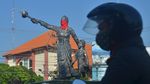 Patung Kartini di Jepara Kini Bermasker