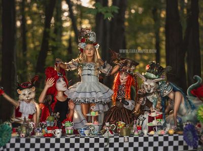 Keren! Begini Hasil Photoshoot Tema Alice In Wonderland