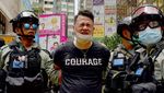 Ratusan Warga Hong Kong Dibekuk Polisi, Ada Apa?