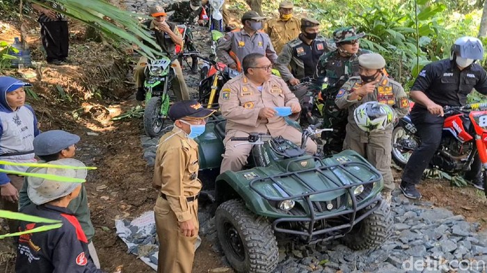 Saat Tiga Matra TNI Bangun Pelosok Selatan Sukabumi Lewat TMMD
