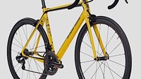 Dalam situs resmi Ferrari, sepeda SF01 ini dibuat hanya 12 unit di dunia. Ferrari bekerja sama dengan Bianchi--merek sepeda ikonik asal Italia--untuk membangun sepeda ini. SF01 dibuat spesial karena benda ini dibuat untuk merayakan 120 tahun kelahiran Enzo Ferrari pada Februari 2020. dok. Ferrari   