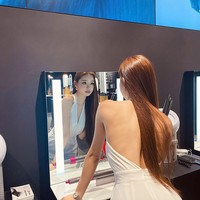 Sayangnya hubungan Song Zia dengan para figur publik itu tidak ada yang berlanjut lama. Foto: Instagram @dear.zia