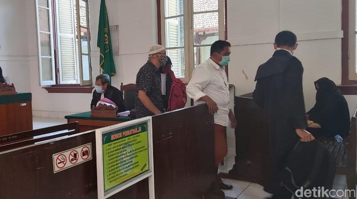 Suasana sidang tuntutan kasus korupsi dana PAUD Kabupaten Bone di PN Makassar (Zulkifli Nasir/detikcom)