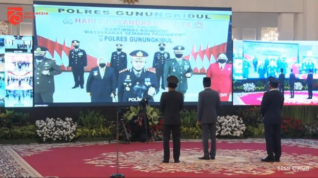 Teleconference Jokowi dengan Kapolres Gunungkidul dalam rangka HUT Bhayangkara ke-74, Rabu (1/7/2020).