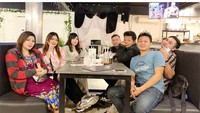 Selain itu, pelaku juga mengaku sakit hati karena mendapat ucapan yang menjengkelkan dari seseorang yang tinggal di rumah Via Vallen dengan menyebut Kamu kotor, pakaianmu lusuh,. Foto: Instagram @viavallen