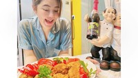 Dikenal berprestasi, pelantun lagu Sayang ini ternyata juga pandai memasak. Di Instagram sering kali ia membagikan momen memasaknya. Kali ini ia mencoba memasak ayam goreng crispy. Foto: Instagram @viavallen