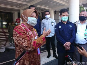 Kasus COVID-19 di Perkampungan Surabaya Turun, dalam Perumahan Mewah Naik