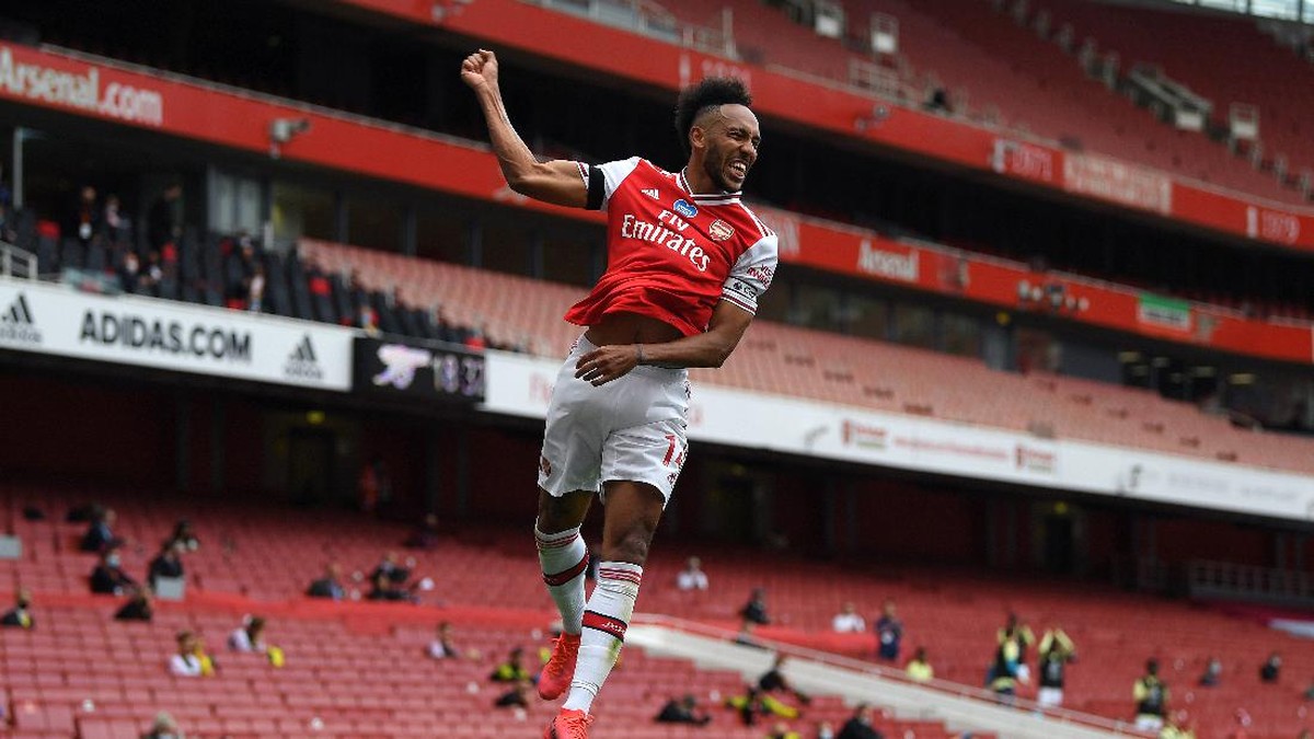 Pierre-Emerick Aubameyang menjadi pemain Arsenal tercepat yang mencetak 50 gol di Premier League. (Foto: Getty Images/Shaun Botterill)