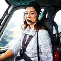 Sebagai salah satu orang terkaya di Inggris, Bernie tidak hanya memiliki berbagai properti di seluruh dunia, ia pun memiliki yacht, jet pribadi hingga helikopter. Istrinya Fabiana bahkan bisa menerbangkan helikopter. Foto: Instagram