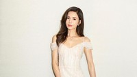 Ia pun mengaku kerap dibanjiri pesan atau pun komentar terkait status lajangnya tersebut di media sosial. Dok. Instagram/carmanlee0816