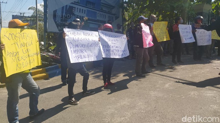 demo bea cukai jatim