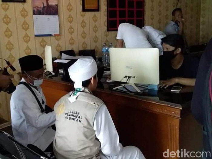 forum mujahid tasikmalaya laporkan denny siregar ke polisi