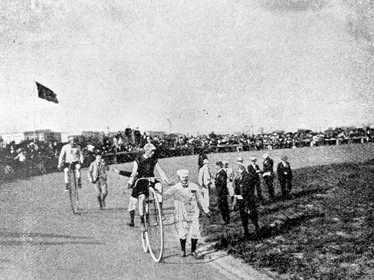Foto Sejarah Sepeda Foto Sejarah Sepeda