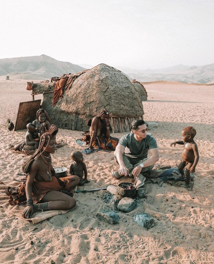 Indra Priawan Saat Menikmati Kopi di Santorini hingga Rwanda