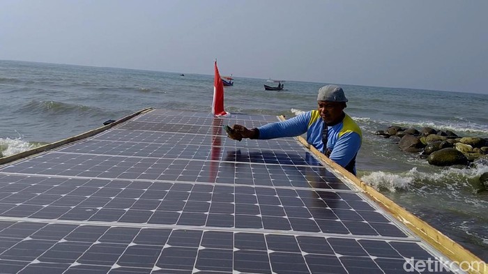 Kapal nelayan bertenaga surya di Kota Pekalongan, Kamis (2/7/2020).