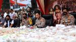 Kapolri Bareng Ketua MPR Musnahkan 1,2 Ton Sabu
