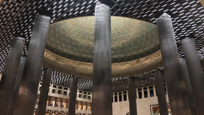 Masjid Istiqlal dengan Teknologi Lampu yang Baru buatan tim Pavilion 95