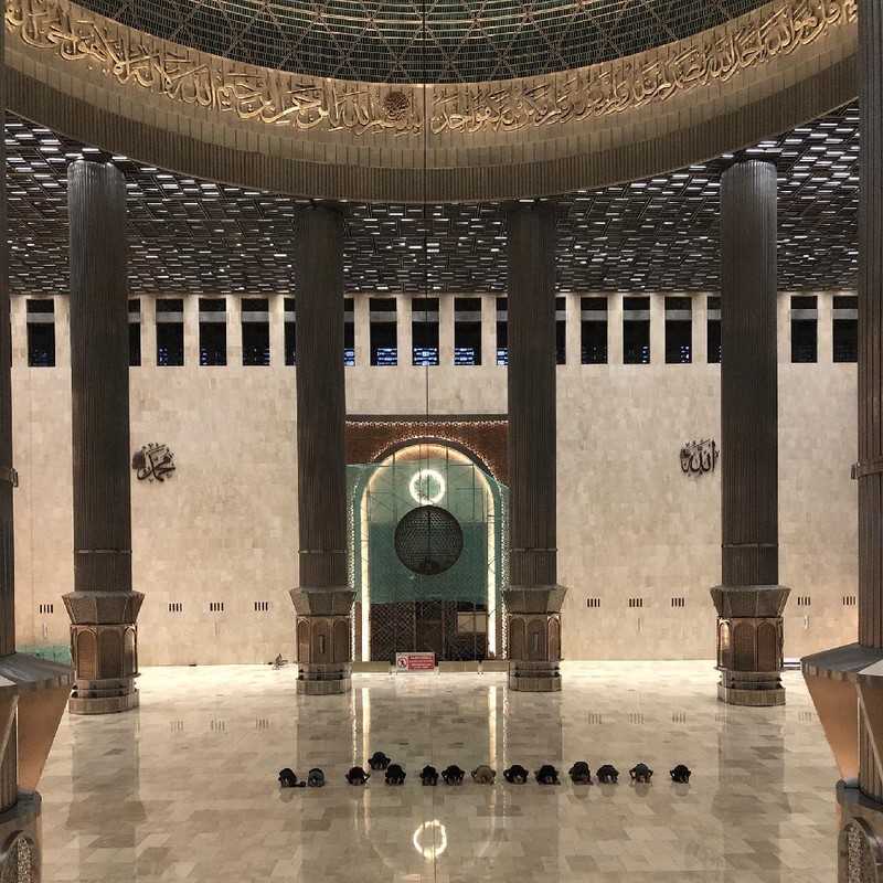 Masjid Istiqlal dengan Teknologi Lampu yang Baru buatan tim Pavilion 95