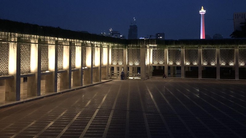 Masjid Istiqlal dengan Teknologi Lampu yang Baru buatan tim Pavilion 95