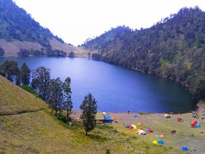 Kenangan 2017, Saat Mendaki Gunung Semeru Masih Menyenangkan