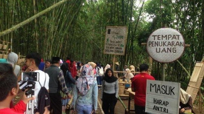Pasar Papringan Temanggung