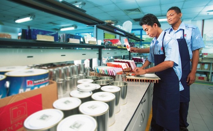 Nippon Paint Indonesia telah mengaplikasikan Teknologi Silver-Ion pada Nippon Vinilex Fresh sejak tahun 2005 yang digunakan pada bangunan rumah sakit (project based). Kemudian di tahun 2018, teknologi ini diperkenalkan pada customer retail melalui Nippon Spot-Less Plus - cat interior segmen premium dengan fungsi anti-noda dan anti-kuman. Kini, Silver-Ion hadir dalam Vinilex anti-kuman–cat interior segmen menengah sejak April 2020 lalu.