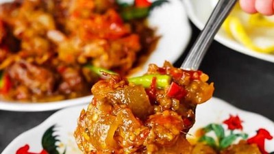 20 Makanan Serba Mercon Ada di Sini