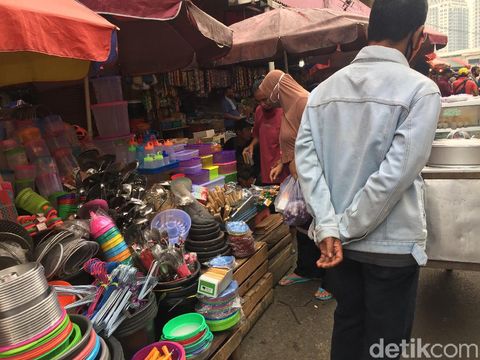 Suasana di Pasar Kebayoran Lama 2 Juli 2020
